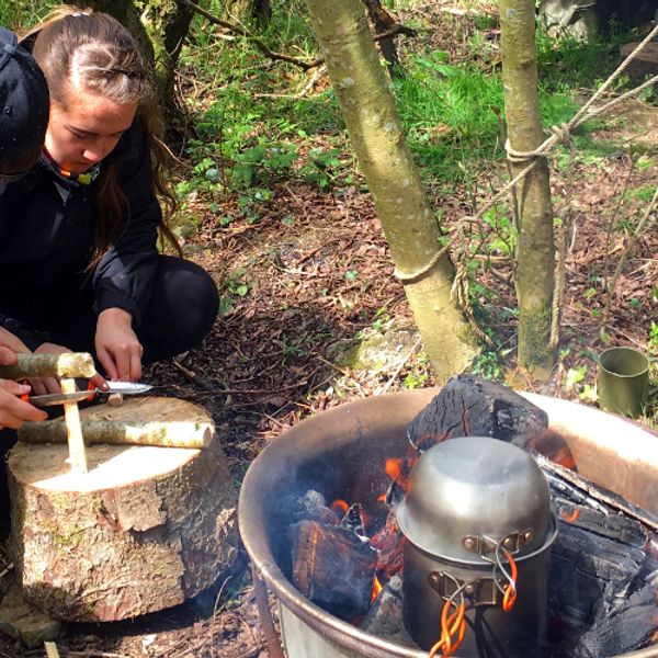 Bush craft popcorn in the pot
