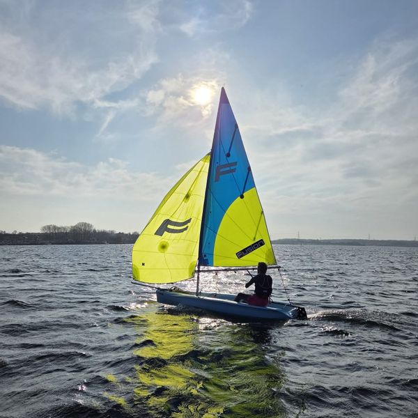 Spini Sailing