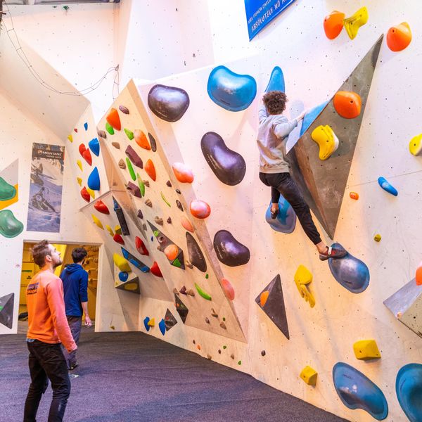Climbing-Bouldering-Llangorse-MWT-3.JPG